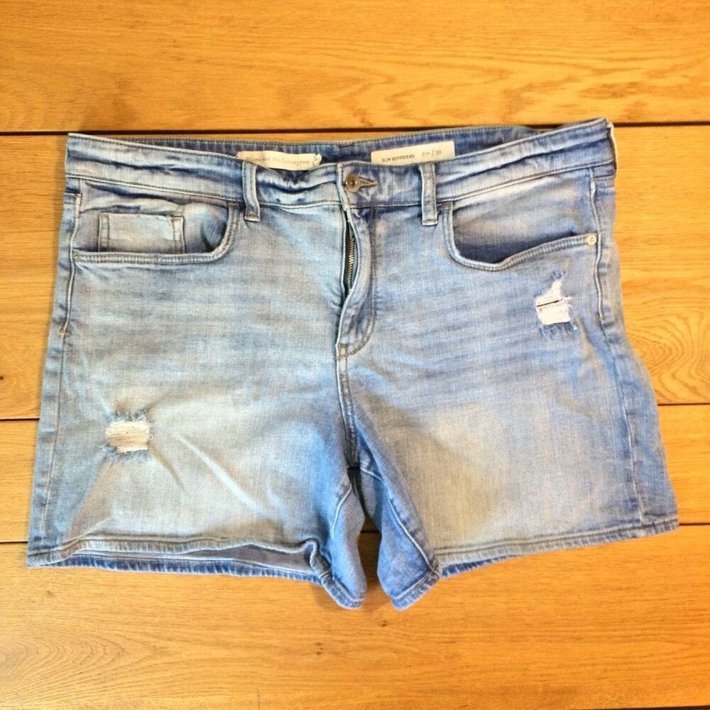 Pilcro slim boyfriend anthropologie shorts 32